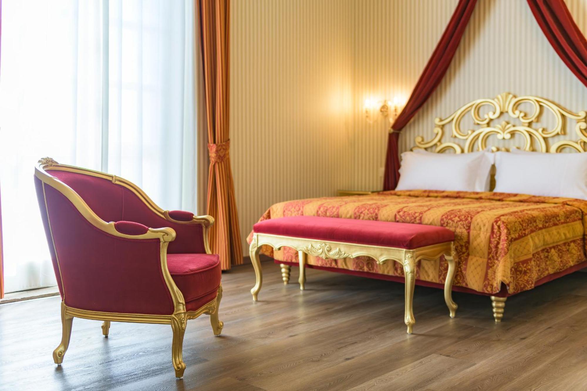 Regina Del Garda Suite توسكولانو ماديرنو المظهر الخارجي الصورة
