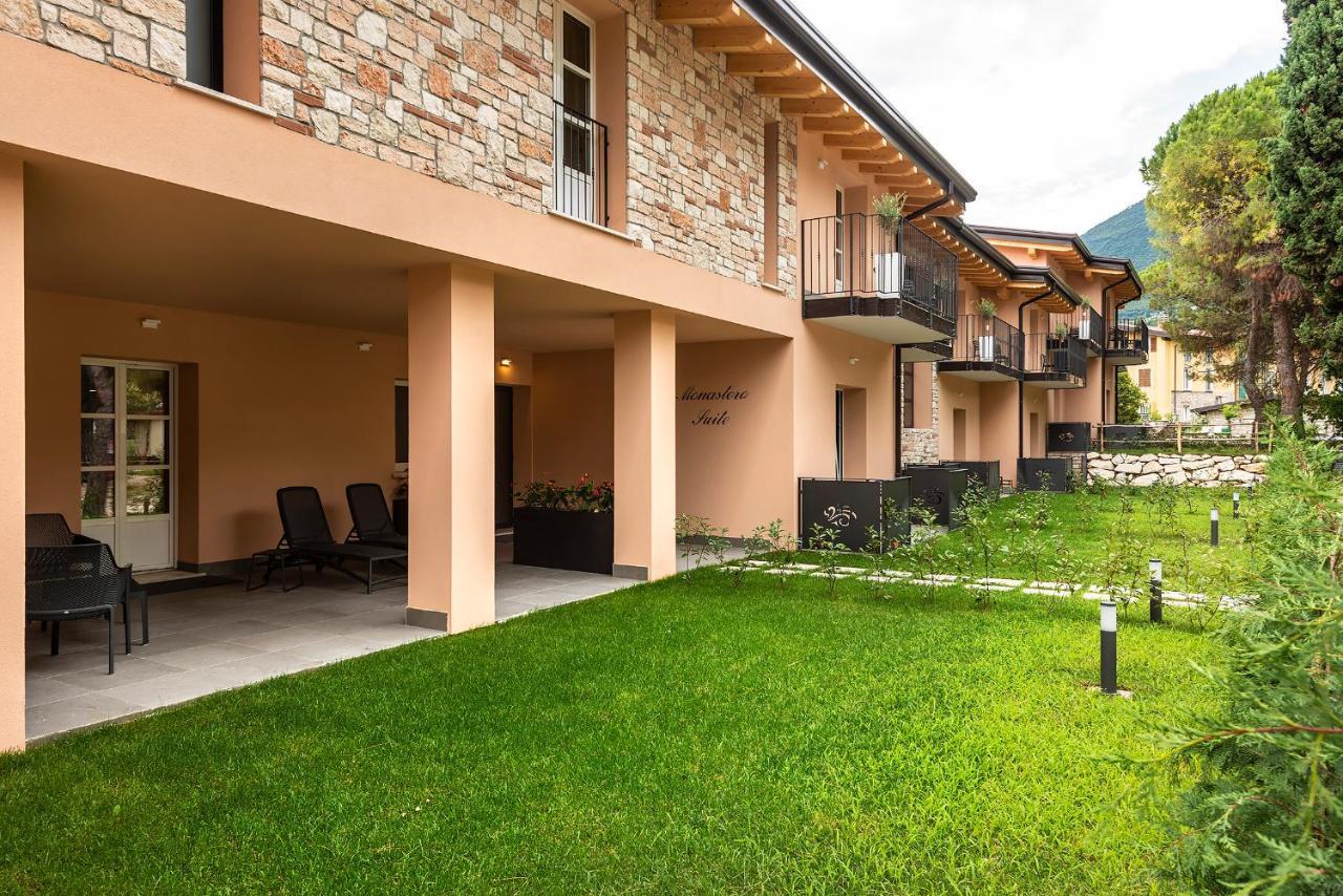 Regina Del Garda Suite توسكولانو ماديرنو المظهر الخارجي الصورة
